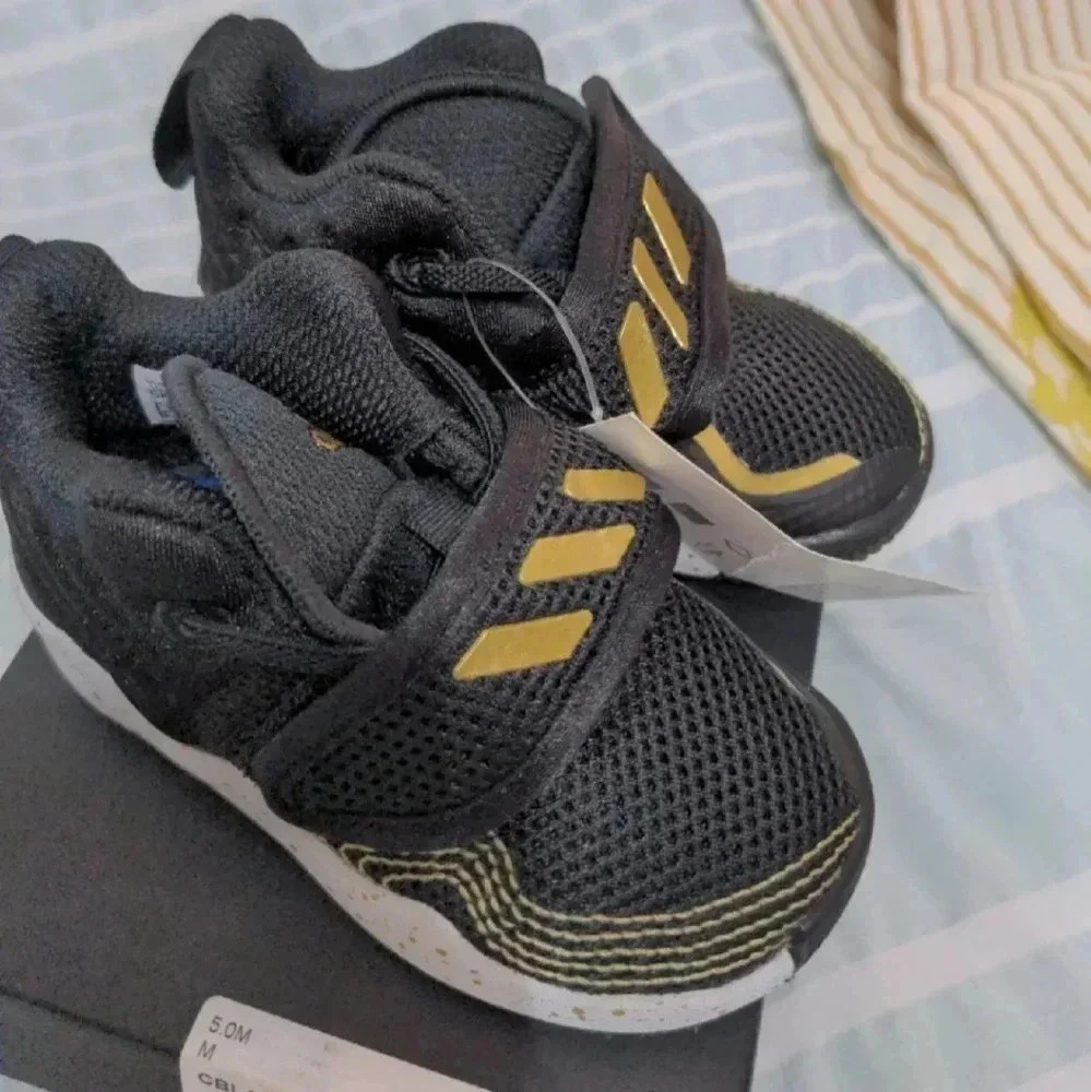 ✨BOGO FREE✨ Adidas | Deep Threat I Black Gold Velcro Baby Sneakers Toddler
